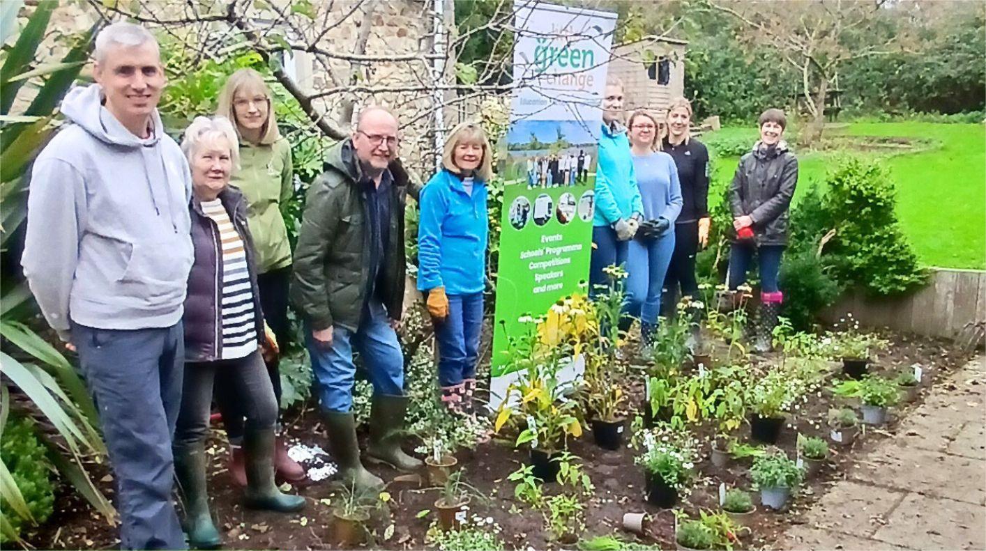 Axminster primary school given sensory garden by volunteers